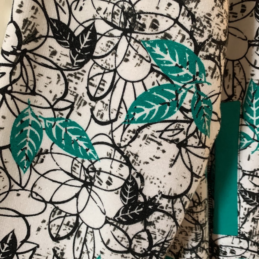 Lightweight zipper jacket - Picture 2 of 7